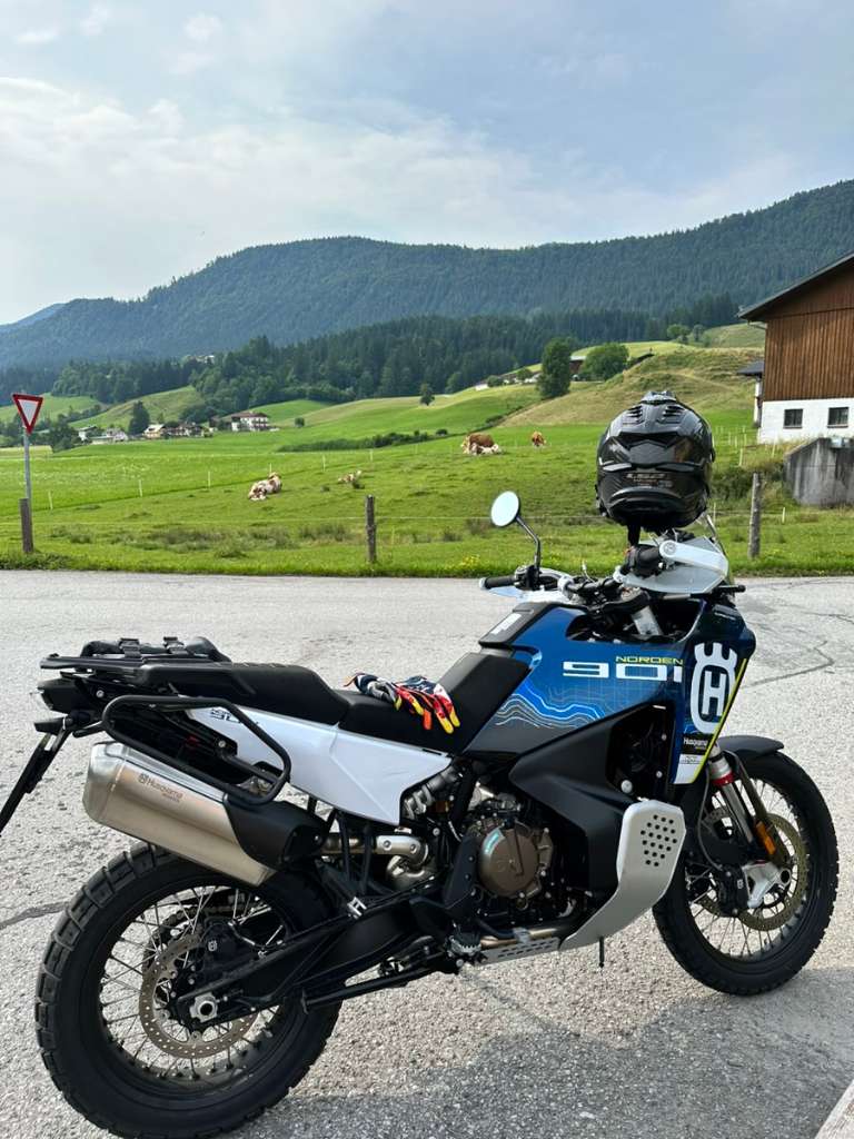 Husqvarna Norden Expedition Enduro