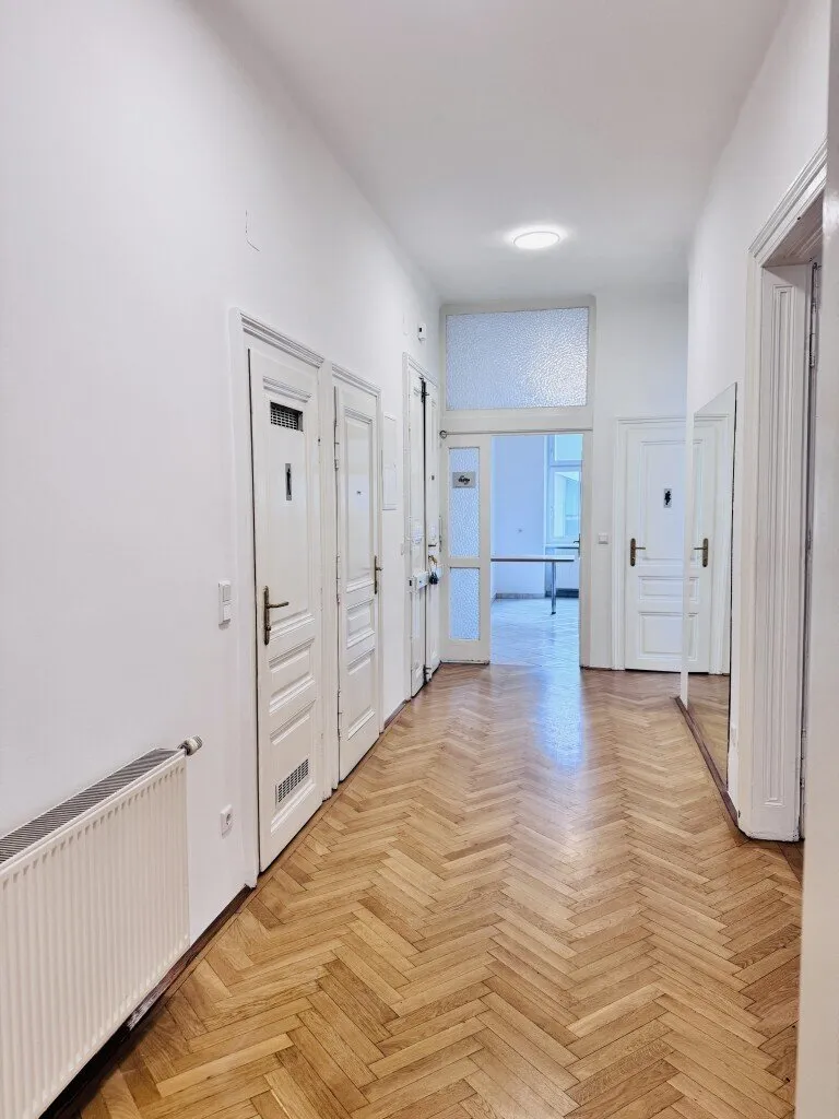 Charmante Wohnung mit Wintergarten und Terrasse! Mietdauer unbefristet! - Ansicht 3