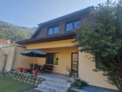 Haus kaufen in Gmunden – 350 m², € 599.500 – Bild 2 von 19