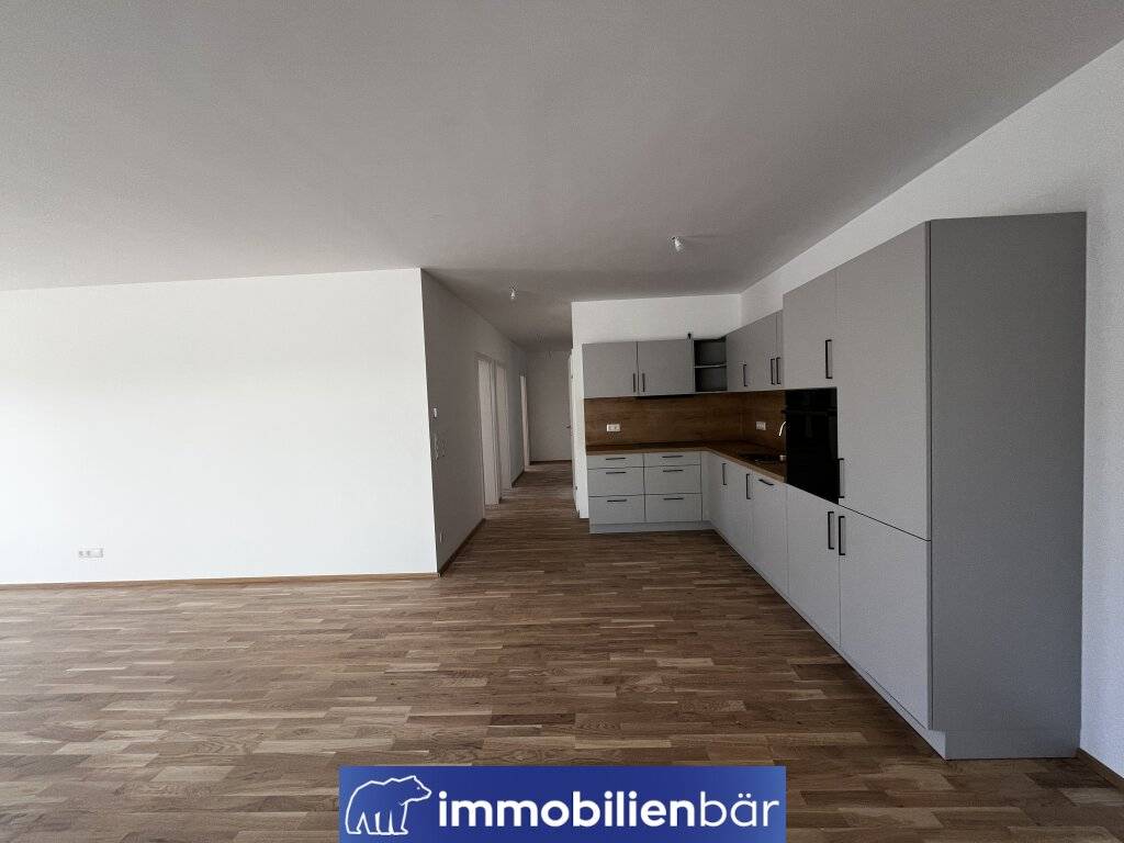 BEZUGSFERTIG - hochwertige 4 Zimmer Wohnung mit Garten - 2 Parkplätze - inkl. Küche - Top 3 - Ansicht 2