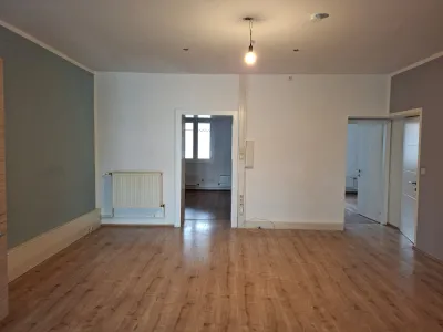 2-Zimmer-Wohnung mieten in Neunkirchen – 69 m², € 805 – Bild 4 von 5