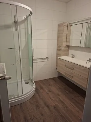 2-Zimmer-Wohnung mieten in Neunkirchen – 69 m², € 805 – Bild 5 von 5