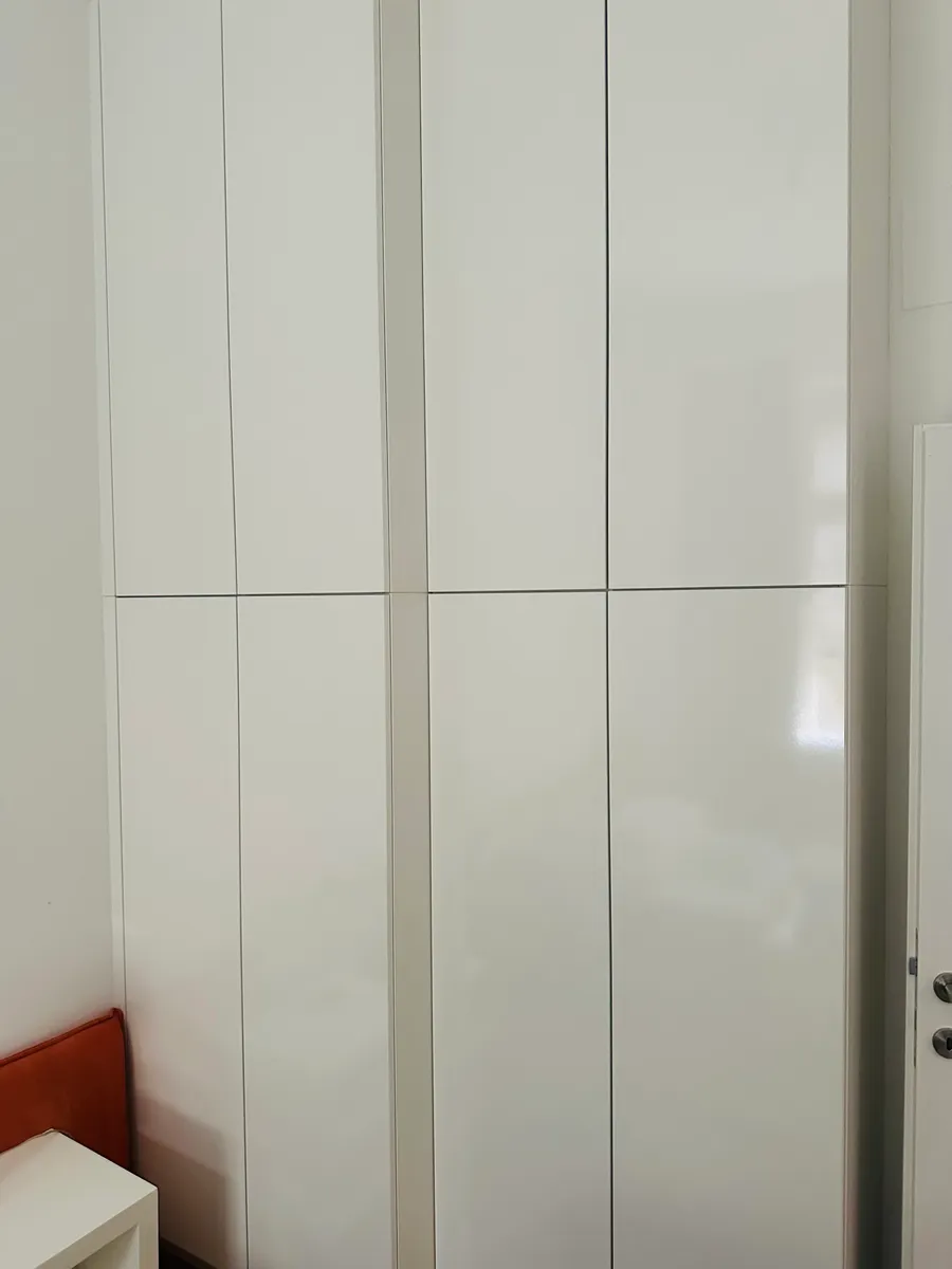 Wunderschöne, neu renovierte Altbauwohnung mit Balkon - Widok 3