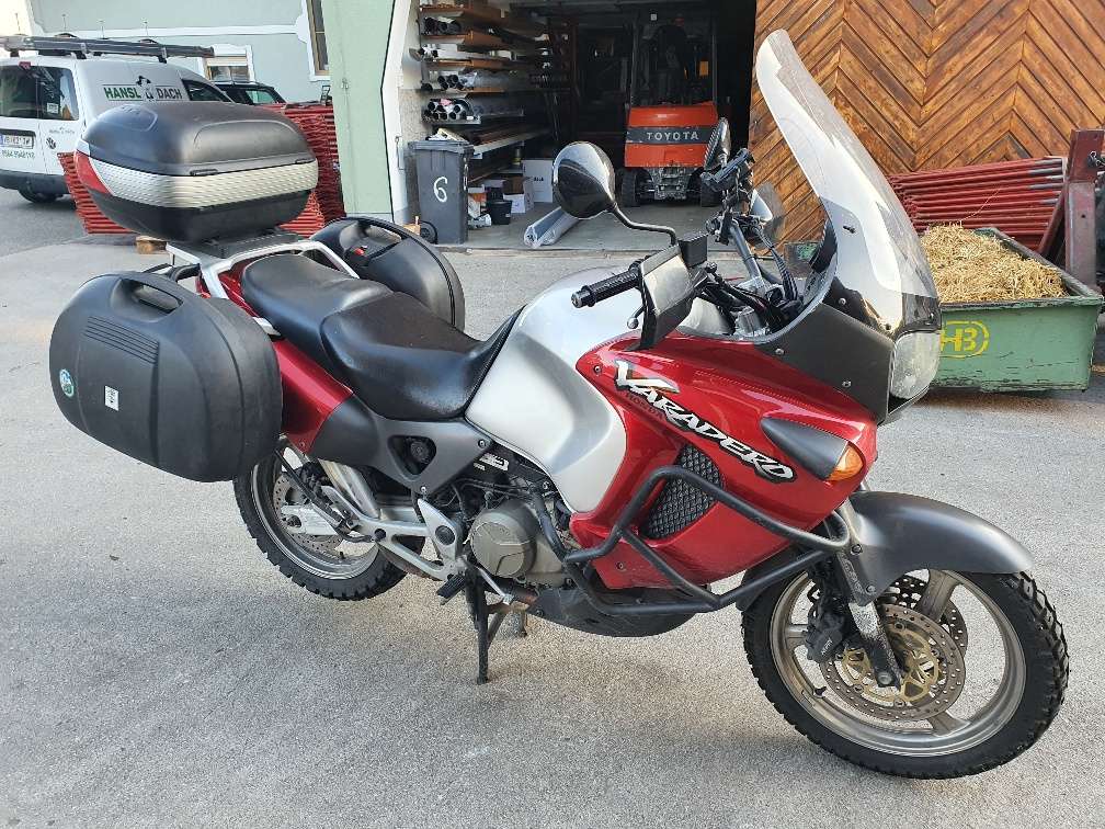 Honda Varadero SD02 XL1000V Tourer