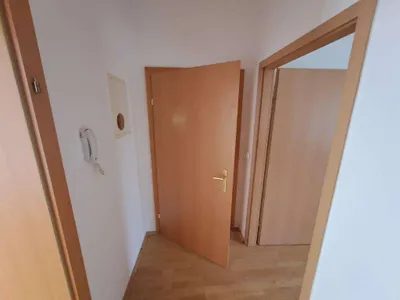 1-Zimmer-Wohnung mieten in Klagenfurt – 40 m², € 701 – Bild 5 von 8