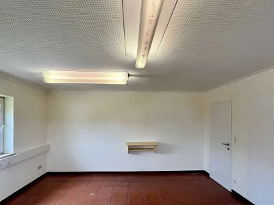 3-Zimmer-Gewerbeimmobilie mieten in Salzburg-Umgebung – 70 m², € 499 – Bild 3 von 5