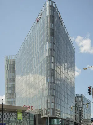 Gewerbeimmobilie mieten in Wien – 1 665 m² – Bild 1 von 9