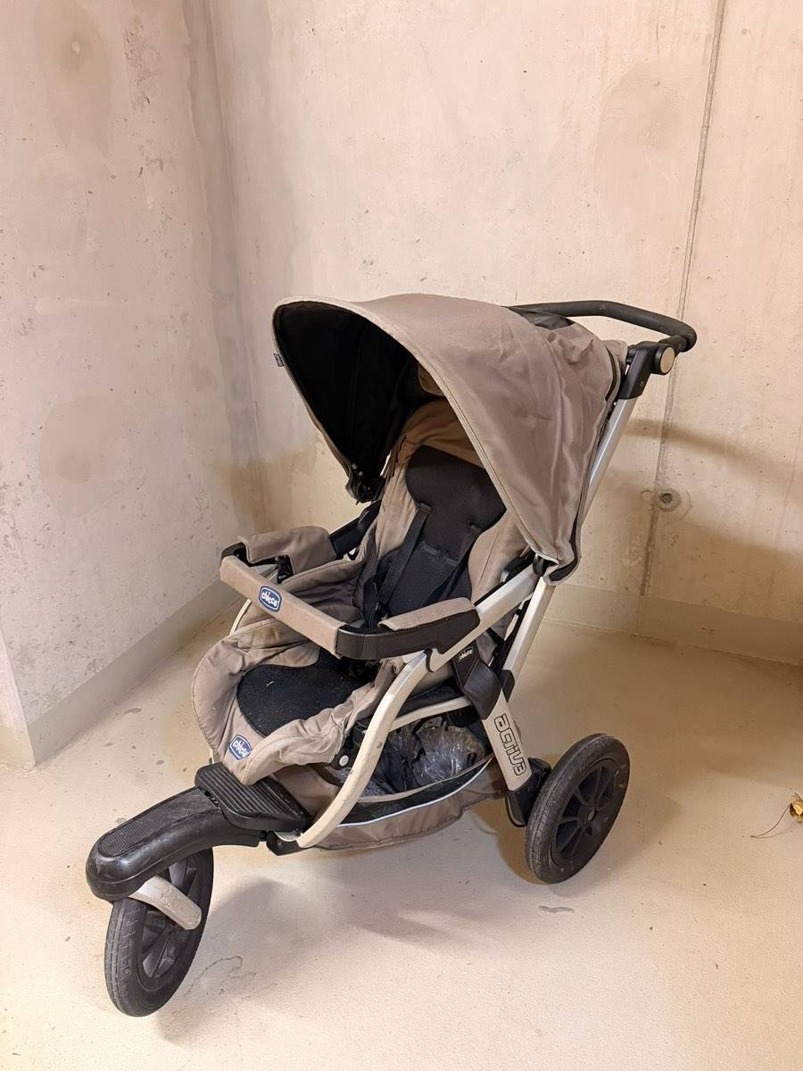 Kinderwagen 3 in 1 Chicco Active 3 Jogger,  110,- (1210 Wien) - willhaben