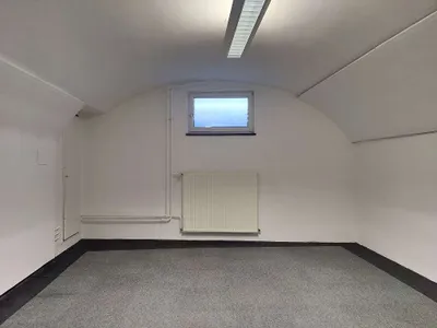 3-Zimmer-Gewerbeimmobilie mieten in Braunau am Inn – 120 m², € 850 – Bild 12 von 23