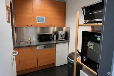 Gewerbeimmobilie mieten in Salzburg Stadt – 270 m², € 3.861 – Bild 6 von 8