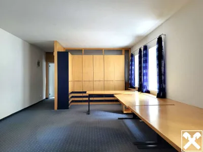 2-Zimmer-Gewerbeimmobilie mieten in Linz Land – 77 m², € 555 – Bild 3 von 7