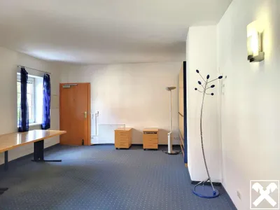 2-Zimmer-Gewerbeimmobilie mieten in Linz Land – 77 m², € 555 – Bild 4 von 7