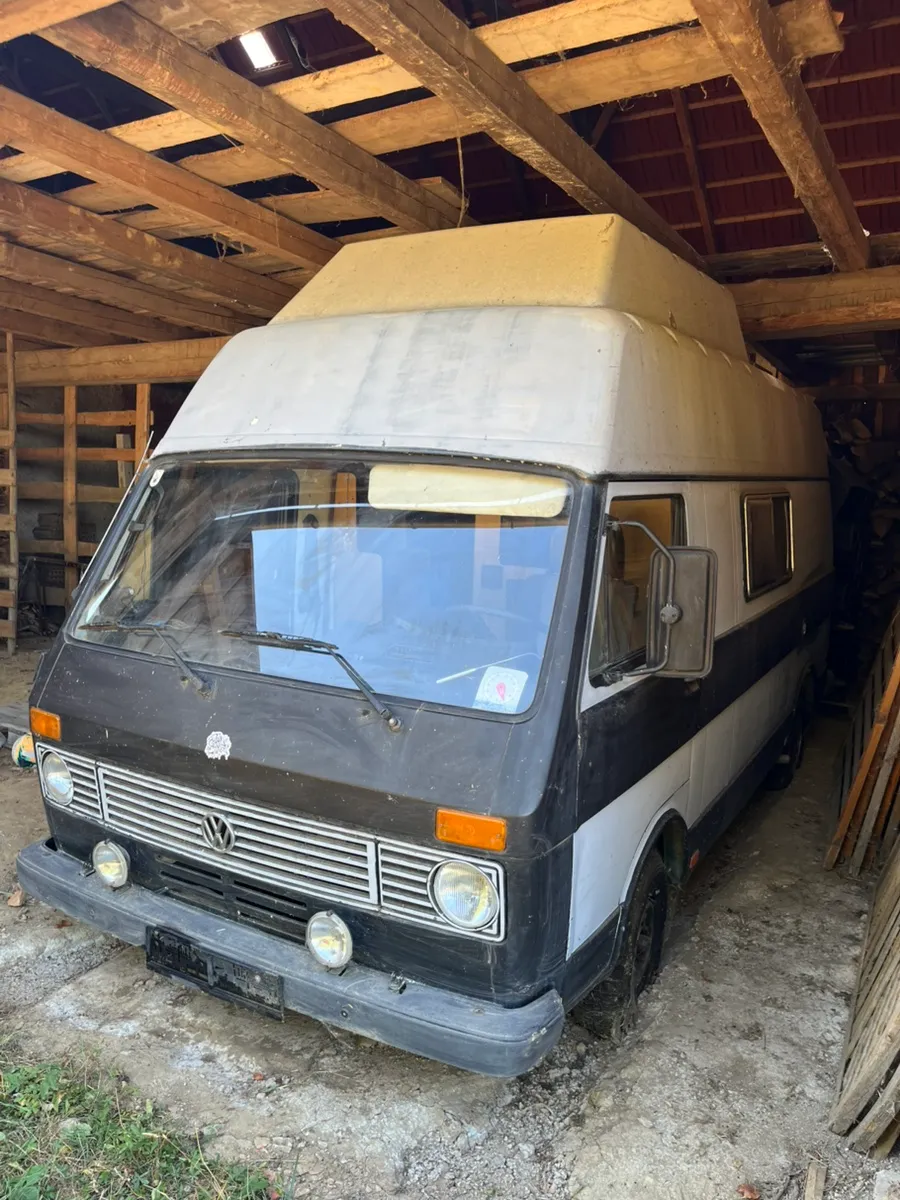 VW LT