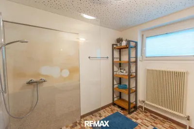 9-Zimmer-Gewerbeimmobilie kaufen in Urfahr-Umgebung – 322 m², € 849.000 – Bild 10 von 23