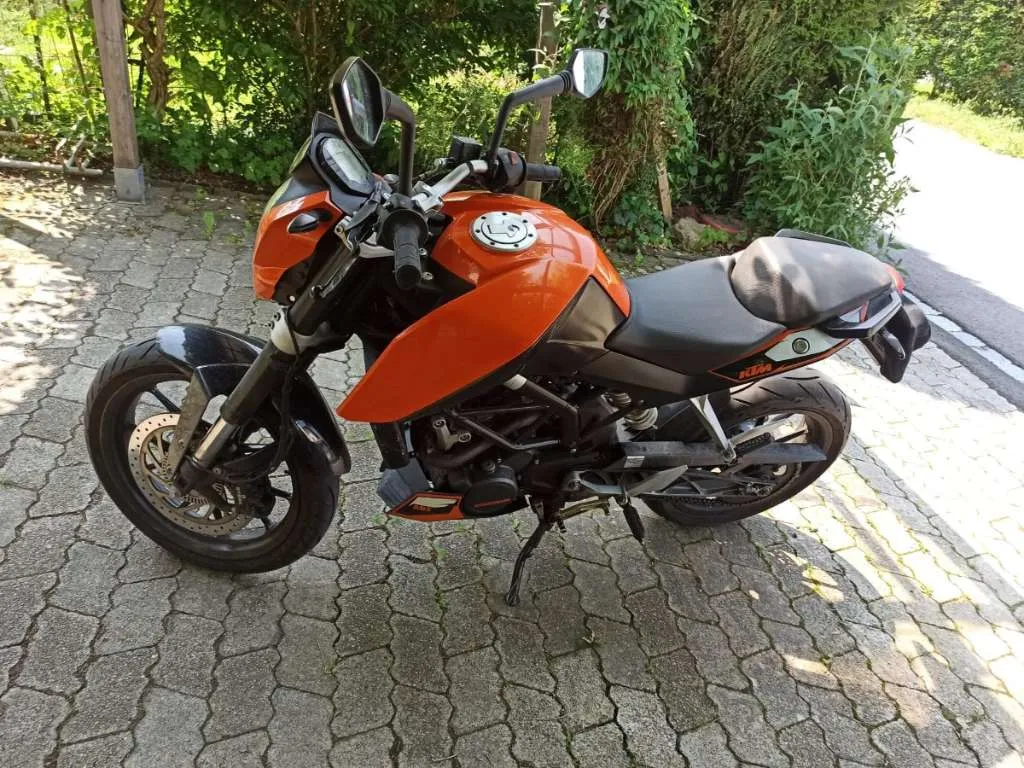 KTM Duke