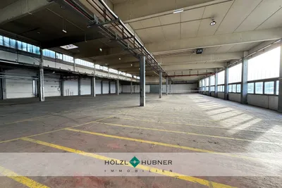 Gewerbeimmobilie mieten in Salzburg-Umgebung – 2 111 m², € 16.135