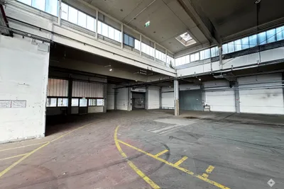 Gewerbeimmobilie mieten in Salzburg-Umgebung – 2 111 m², € 16.135 – Bild 5 von 9