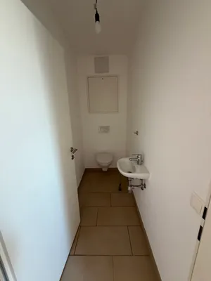 Dachgeschosswohnung mit Terrasse 1110 Wien – Bild 2