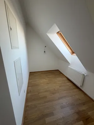 Dachgeschosswohnung mit Terrasse 1110 Wien – Bild 3
