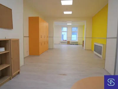 4-Zimmer-Gewerbeimmobilie mieten in Wien – 235 m², € 2.750 – Bild 5 von 18