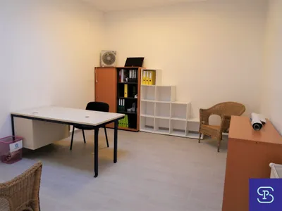4-Zimmer-Gewerbeimmobilie mieten in Wien – 235 m², € 2.750 – Bild 12 von 18