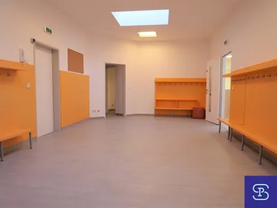 4-Zimmer-Gewerbeimmobilie mieten in Wien – 235 m², € 2.750 – Bild 9 von 18