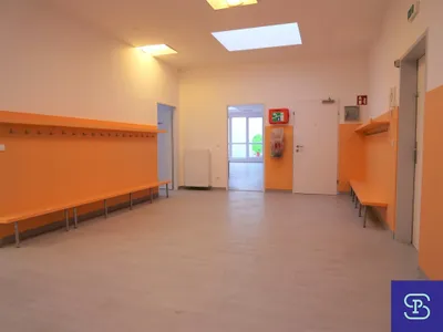 4-Zimmer-Gewerbeimmobilie mieten in Wien – 235 m², € 2.750 – Bild 10 von 18