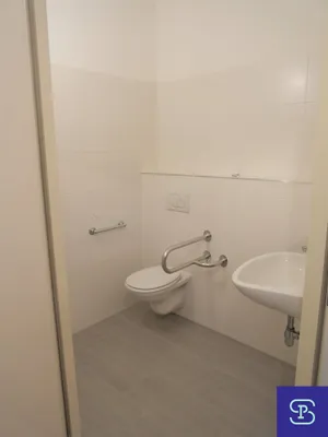 4-Zimmer-Gewerbeimmobilie mieten in Wien – 235 m², € 2.750 – Bild 17 von 18