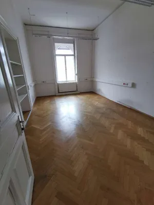 8-Zimmer-Gewerbeimmobilie mieten in Leoben – 300 m², € 3.760 – Bild 9 von 14