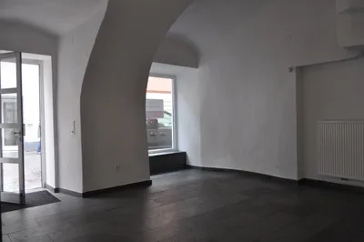 Gewerbeimmobilie mieten in Sankt Pölten – 61 m², € 914 – Bild 2 von 8