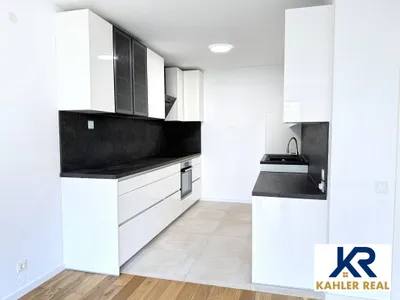 ERSTBEZUG nach Renovierung - 3 Zimmer Wohnung mit Loggia nahe Donau – Bild 2