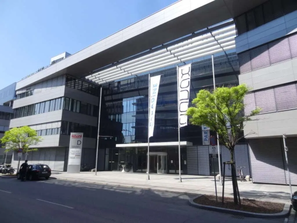 EURO PLAZA! Moderne Bürofläche MIT 54 m² TERRASSE ab 09/26! - Ansicht 2