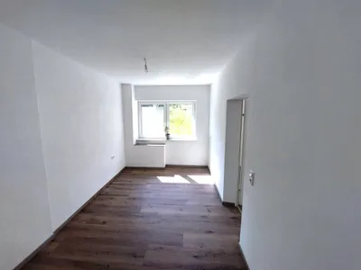 3-Zimmer-Gewerbeimmobilie mieten in Amstetten – 80 m², € 690 – Bild 6 von 10