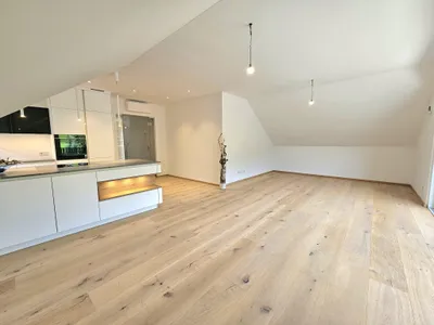 3-Zimmer-Wohnung mieten in Vöcklabruck – 121 m², € 2.590 – Bild 12 von 17