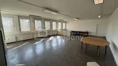 1-Zimmer-Gewerbeimmobilie mieten in Wiener Neustadt Land – 90 m², € 730 – Bild 6 von 9