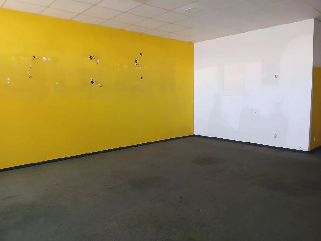 ca. 120m² großes Geschäftslokal in der City Box Wilhelmsburg - Ansicht 3