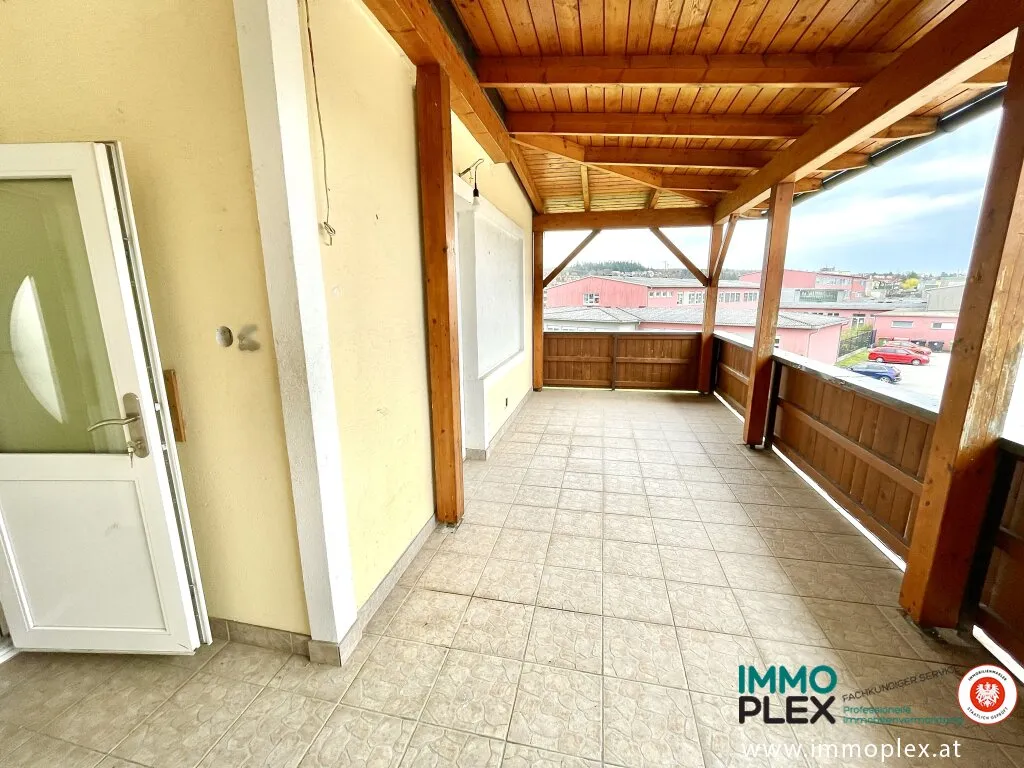 Hollabrunn: 3-Zimmer Wohnung mit großem Balkon zu mieten! - Ansicht 2