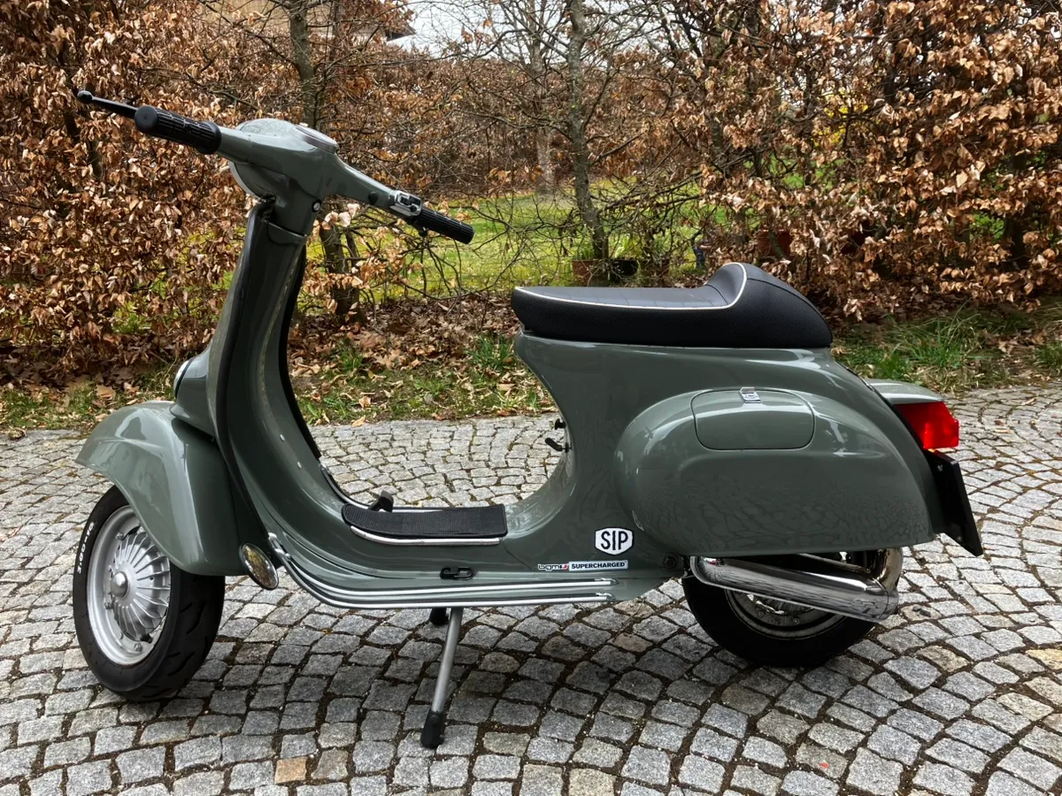 Vespa 125