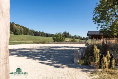 Grundstück kaufen in Salzburg-Umgebung – 20 000 m², € 2.950.000 – Bild 3 von 5