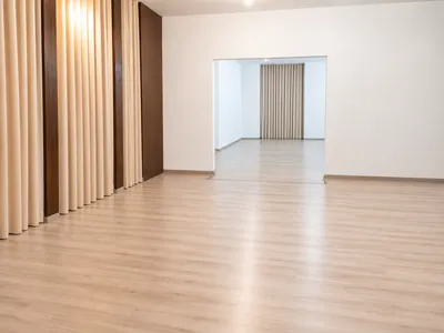 Gewerbeimmobilie mieten in Wien – 380 m², € 4.449 – Bild 2 von 4