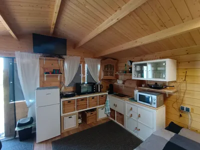 Immobilie mieten in Wiener Neustadt Land – 300 m², € 205 – Bild 4 von 14