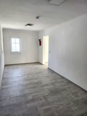 2-Zimmer-Gewerbeimmobilie mieten in Amstetten – 73 m², € 673 – Bild 2 von 5