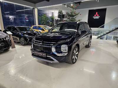 Mitsubishi Outlander 2,4 PHEV S-AWC Diamond