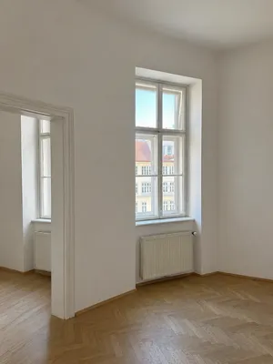 Altbau-Perle mit viel Licht & Charakter, 105 m² Wohntraum
