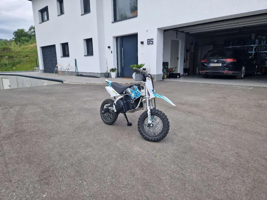 YCF Sonstige