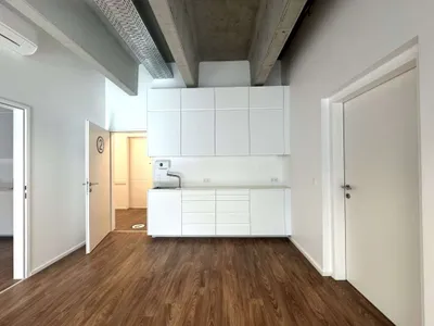 10-Zimmer-Gewerbeimmobilie mieten in Wien – 339 m², € 4.322 – Bild 2 von 30