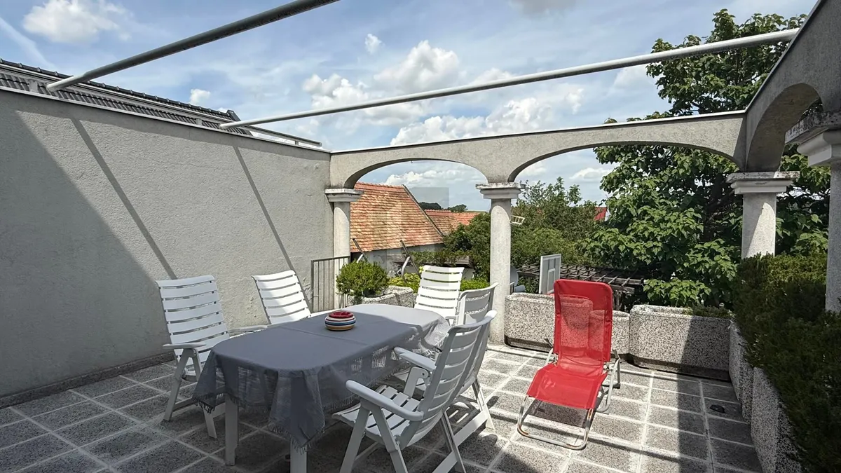 IHR TRAUMHAUS IN KLINGENBACH: GROßZÜGIGES EINFAMILIENHAUS MIT GARTEN, TERRASSE & TOP-KELLER - Ansicht 3