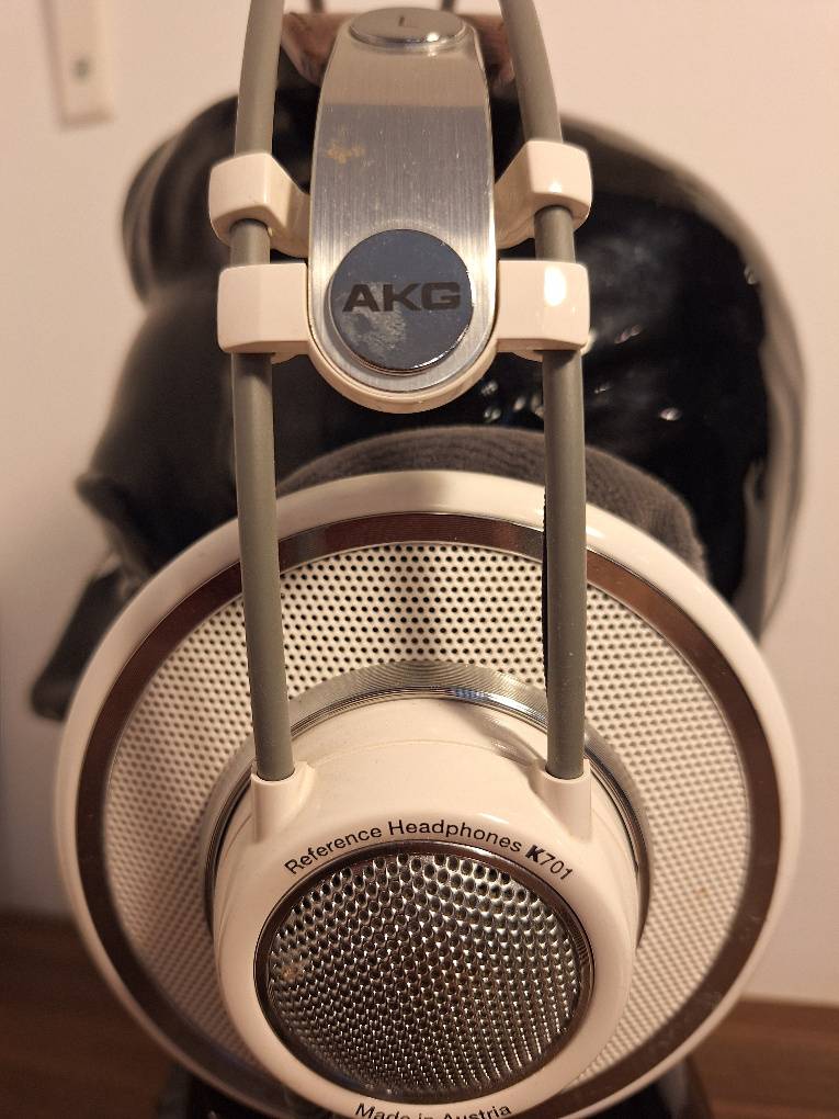 Used AKG K701 Headphones for Sale | HifiShark.com