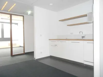 Gewerbeimmobilie mieten in Graz – 200 m², € 2.400 – Bild 6 von 14