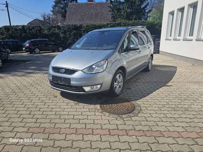 Ford Galaxy Ghia 2,0 TDCi DPF